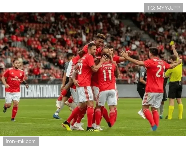 本菲卡新赛季展望:青春风暴席卷绿茵,新星崛起助推球队竞争力稳步攀升 本菲卡新赛季展望:青春风暴席卷绿茵,新星崛起助推球队竞争力稳步攀升