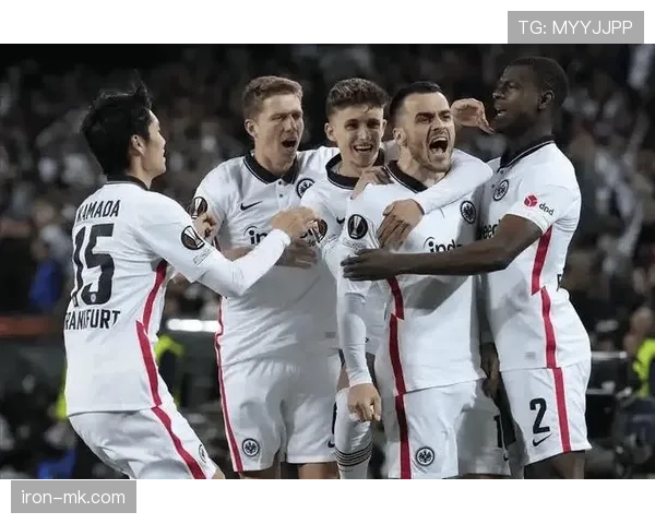 德甲欧战席位争夺白热化,状态回升球队全力冲刺最后机会 德甲欧战席位争夺白热化,状态回升球队全力冲刺最后机会