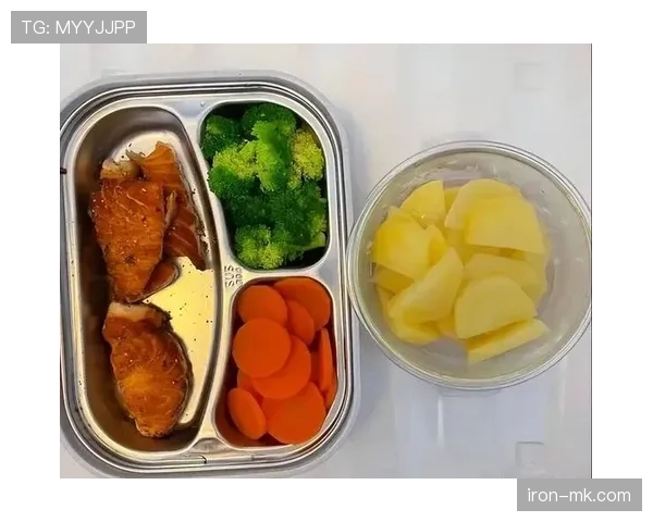 贾一凡训练完随手晒出的餐盘，这自律程度谁懂啊